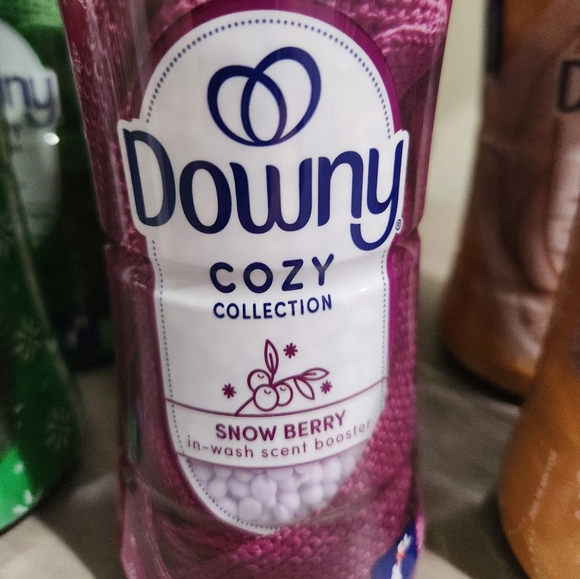6 New Downy Limited Edition Cozy Holiday In Wash Scent Booster Beads - Picture 4 of 6